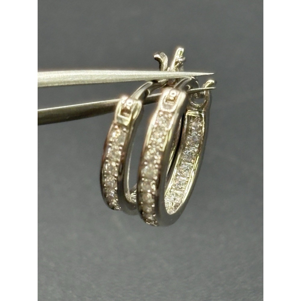 New Condition Sterling Silver Cubic Zirconia Huggie Hoop 16MM Earrings 925 F1